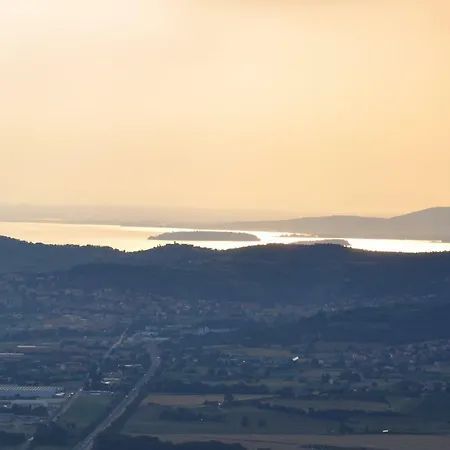 Trinita Con Vista Lago Villa