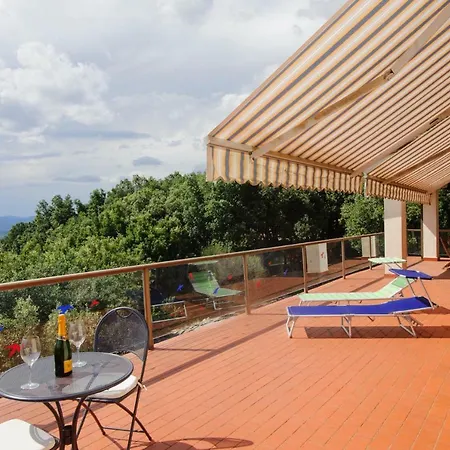 Trinita Con Vista Lago Villa